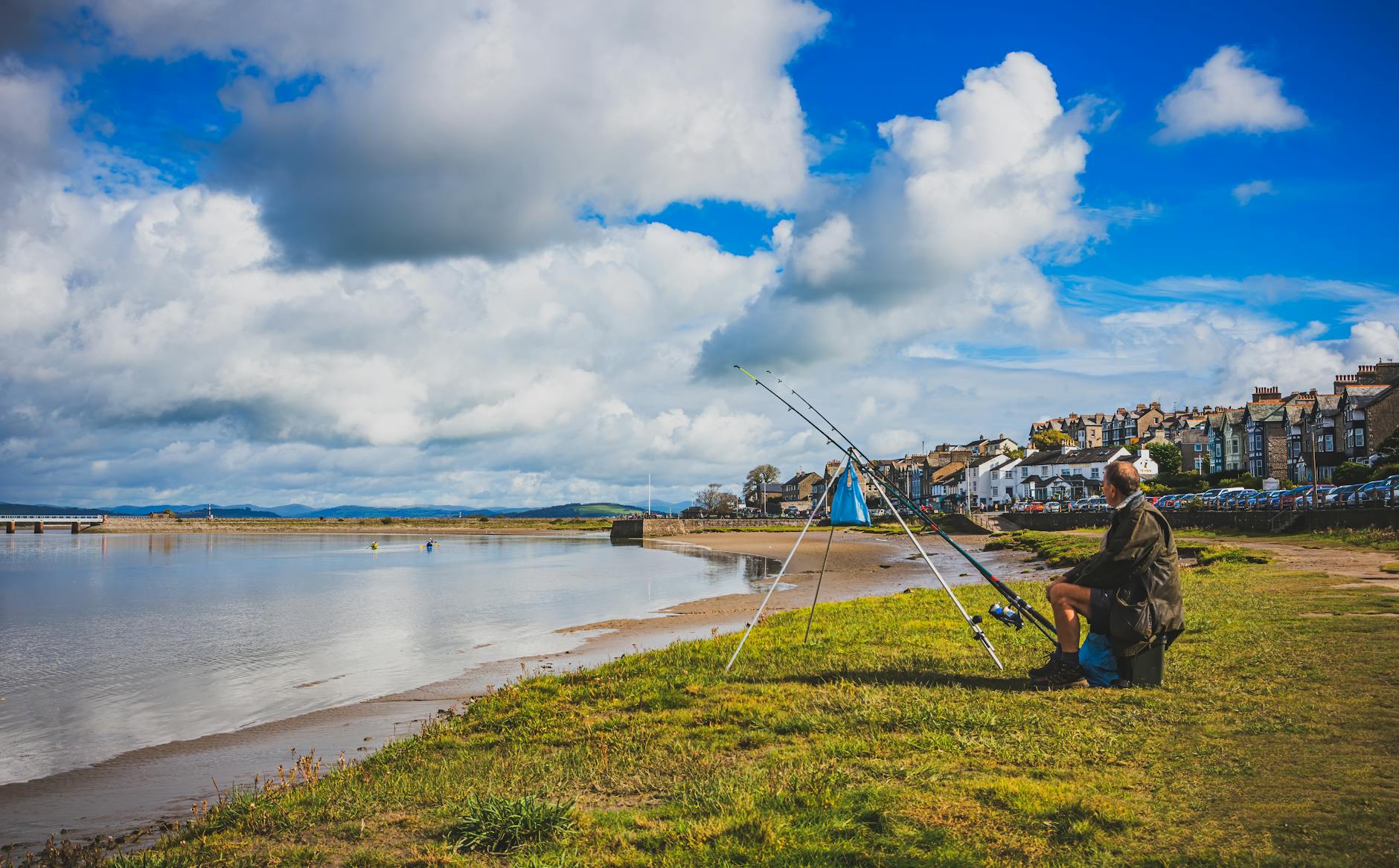 UK hunting and angling May 2026: post-spawn carp window, the Spey and Tweed salmon recovery, sea bass on the Welsh shoreline