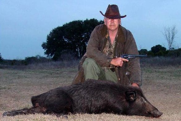Night Hunting Feral Hogs in Texas: The Thermal Setup and Sounder Tactics That Actually Work